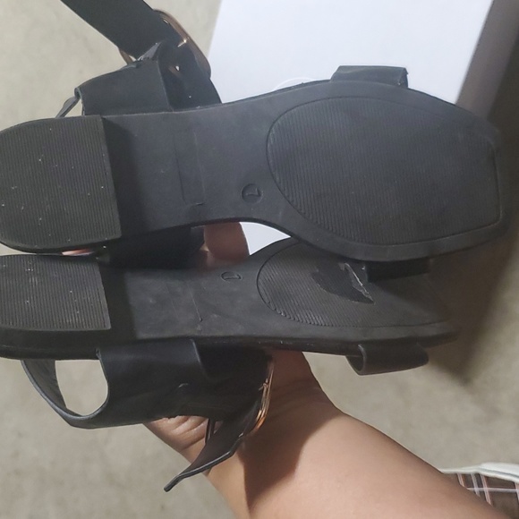 Cute sandals - Picture 5 of 8